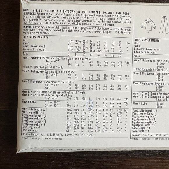 Simplicity 6626 VTG Uncut Sewing Pattern Size 12 Nightgown Pajamas and Robe 80s - Picture 3 of 7